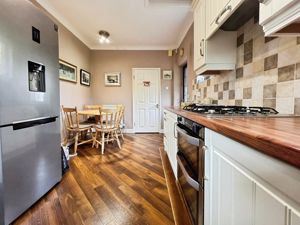 Photo 28- click for photo gallery